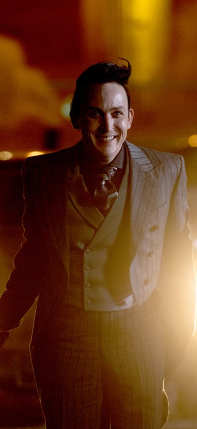 Fond d'écran iPhone Gotham Season 4 Robin Lord Taylor As Penguin