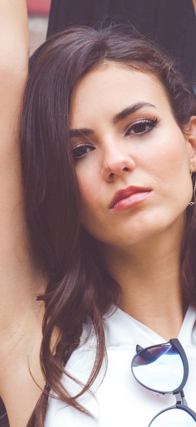 Fond d'écran iPhone Victoria Justice 2017 3