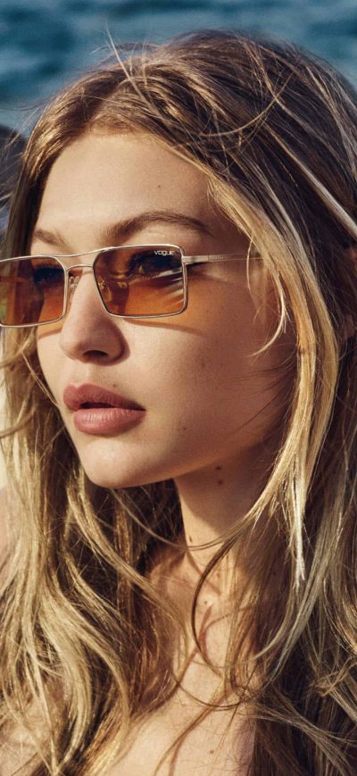 Fond d'écran Gigi Hadid Vogue 4k sur iPhone