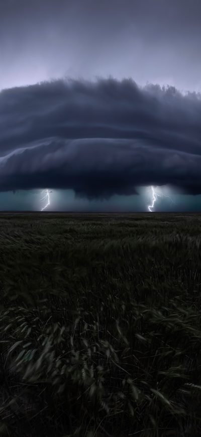 Fond d'écran iPhone Shelf Clouds 4k