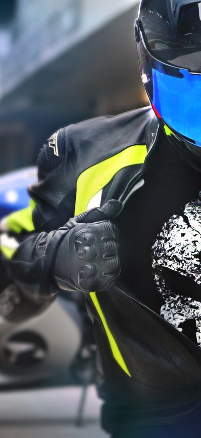 Fond d'écran iPhone Suzuki Hayabusa Rider Wearing Punisher T Shirt