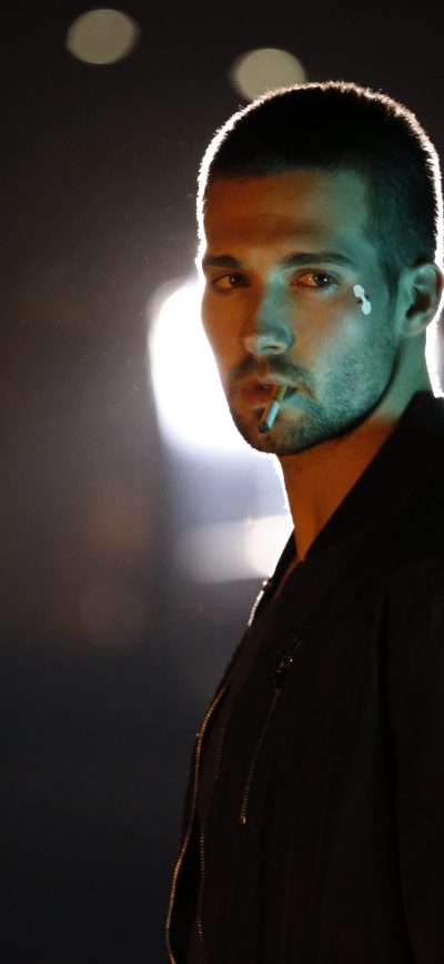 Fond d'écran James Maslow sur iPhone