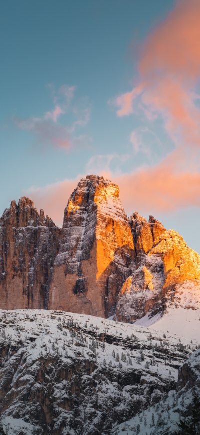 Fond d'écran iPhone Brown Rocky Mountains Under Blue Sky 8k