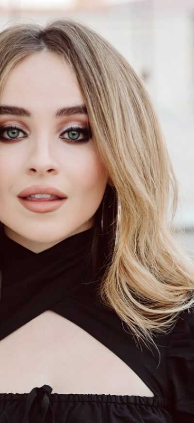 Fond d'écran iPhone Sabrina Carpenter 2020 4k Model