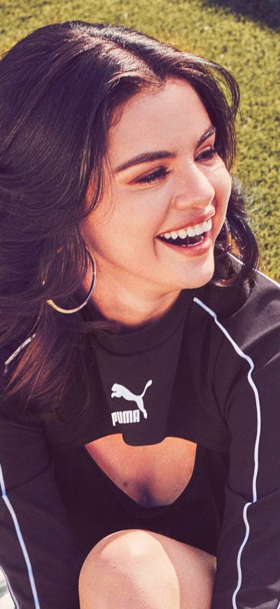 Fond d'écran iPhone Selena Gomez X Puma 2019