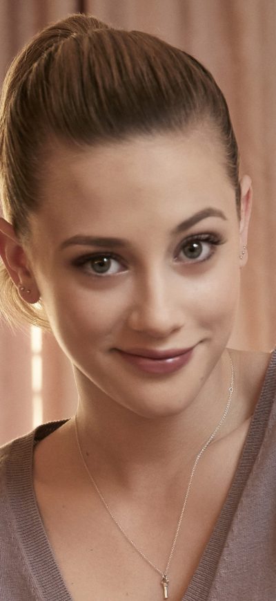 Fond d'écran iPhone Lili Reinhart In 2018