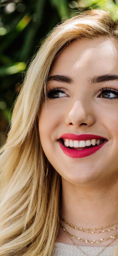 Fond d'écran iPhone Peyton List Cute Smile 5k