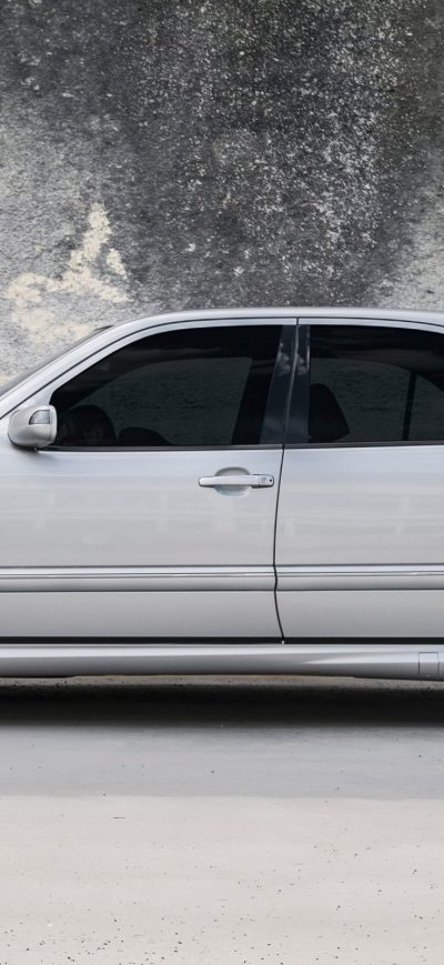 Fond d'écran Mercedes E55 Amg sur iPhone