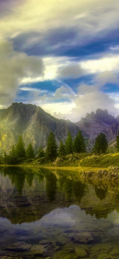 Fond d'écran iPhone Lake Dolomites Trees Alps 5k