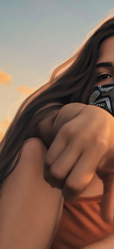 Fond d'écran iPhone Cloth Mask Street Girl 4k