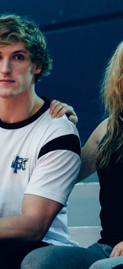 Fond d'écran iPhone Peyton List And Logan Paul