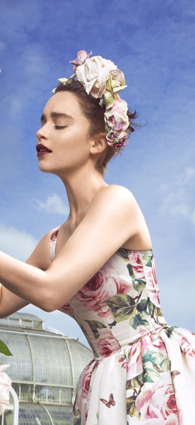 Fond d'écran iPhone Emilia Clarke Harpers Bazaar 2017