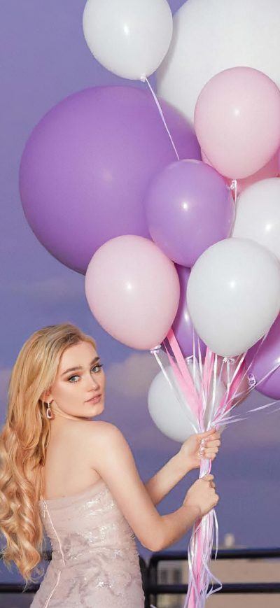 Fond d'écran iPhone Meg Donnelly Composure Magazine 4k
