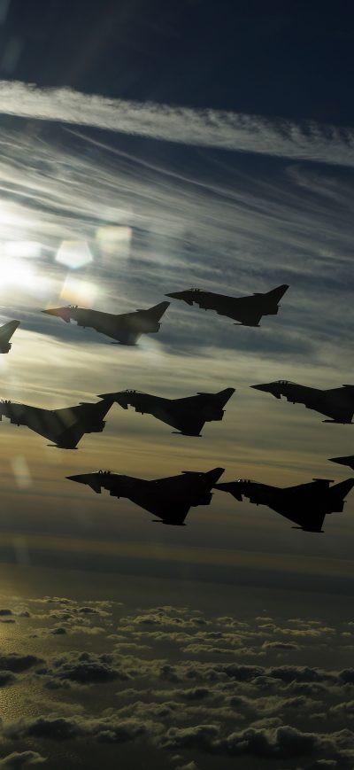 Fond d'écran iPhone EuroFighter Typhoon Flight 4k