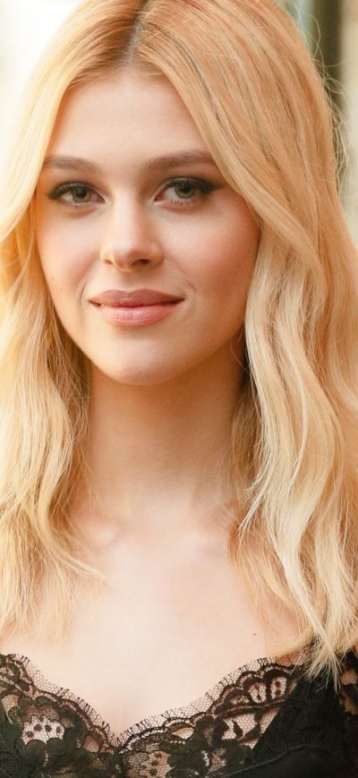 Fond d'écran iPhone Nicola Peltz In 2018