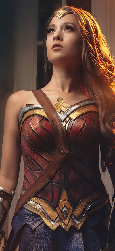 Fond d'écran iPhone Wonder Woman Cosplay 2021 4k