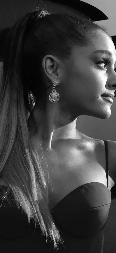 Fond d'écran iPhone 2017 Ariana Grande Broken Terror Attack Concert