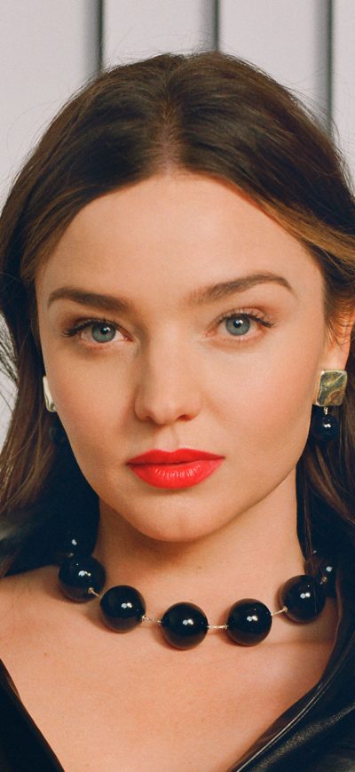 Fond d'écran iPhone Miranda Kerr InStyle US 2019