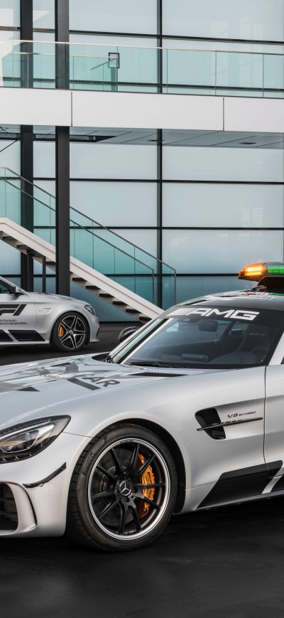 Fond d'écran iPhone Mercedes AMG GT R And C Klasse Estate F1 Safety Car 2018