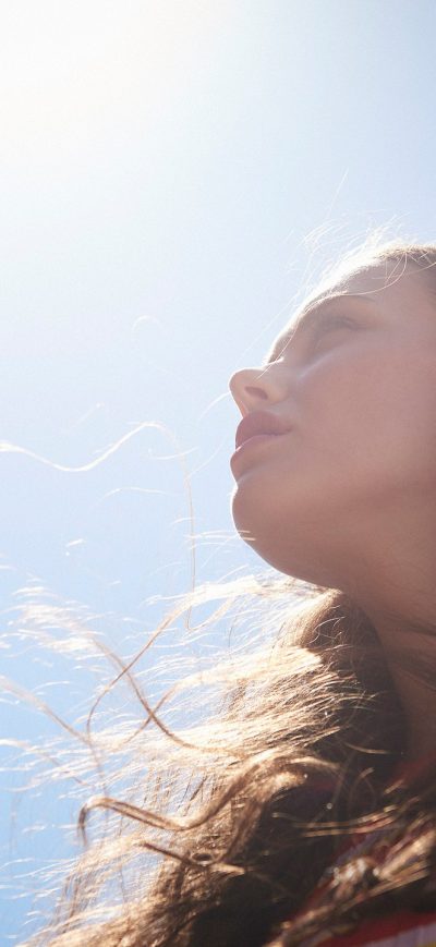 Fond d'écran iPhone Katherine Langford The Last Photoshoot 2017