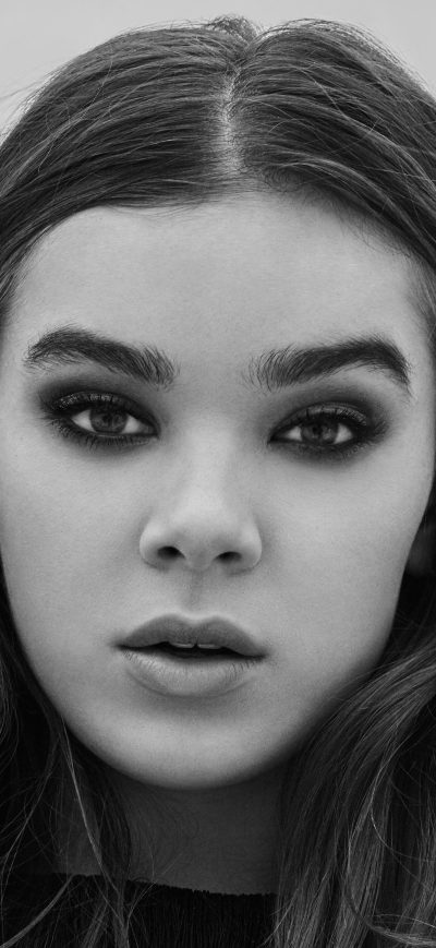 Fond d'écran iPhone Hailee Steinfeld Moncohrome 5k