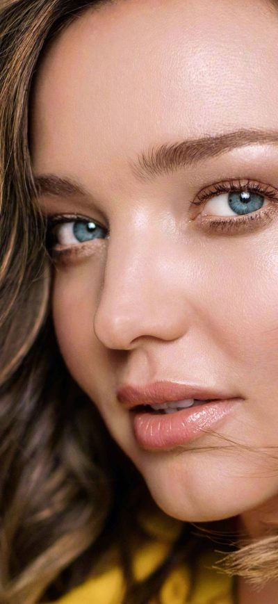 Fond d'écran iPhone Miranda Kerr Harpers Bazzar China 2017