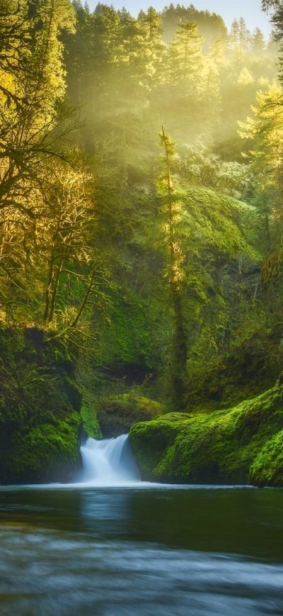 Fond d'écran iPhone Dreamy Waterfall
