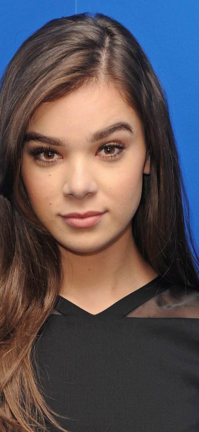 Fond d'écran iPhone Hailee Steinfeld Singer 2019 New
