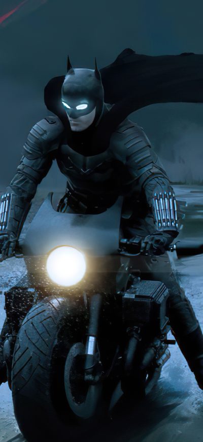 Fond d'écran iPhone The Batman On Batcycle 4k
