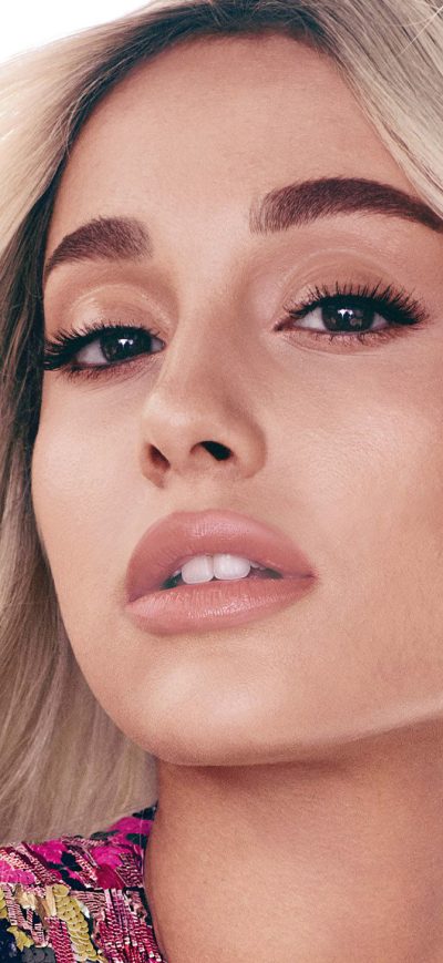 Fond d'écran iPhone Ariana Grande Elle 2018