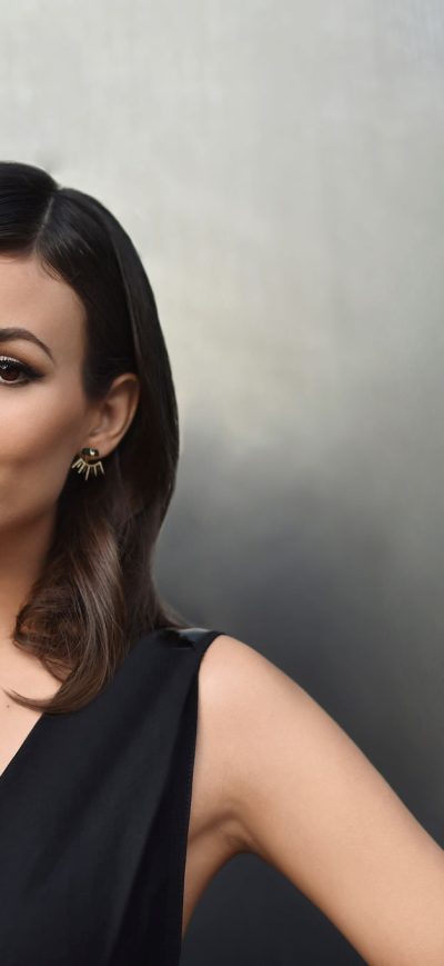 Fond d'écran iPhone Victoria Justice In 2018