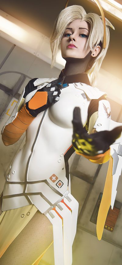Fond d'écran iPhone Mercy Overwatch Cosplay 2021 4k