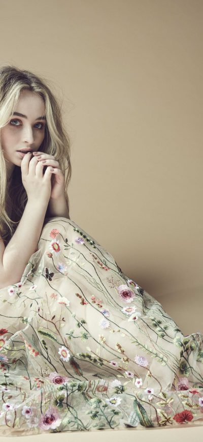 Fond d'écran iPhone Sabrina Carpeneter In 2018 5k