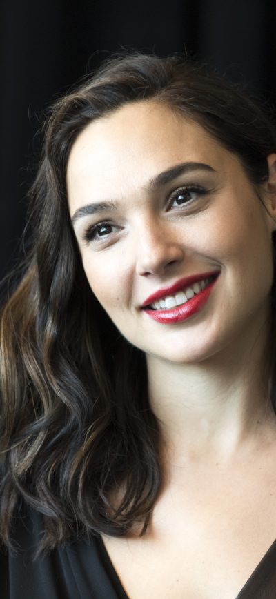 Fond d'écran iPhone Gal Gadot Smiling 5k