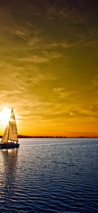 Fond d'écran iPhone Sailing Boat Sunset Landscape