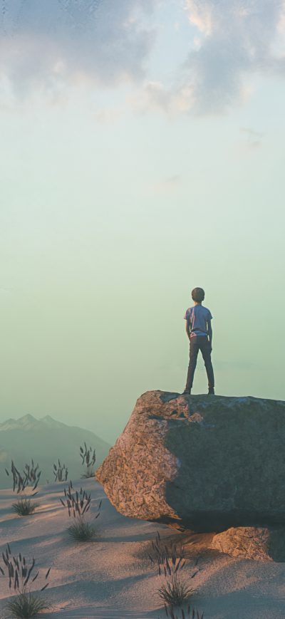 Fond d'écran iPhone Boy Standing On Rock Looking At Landscape View 4k