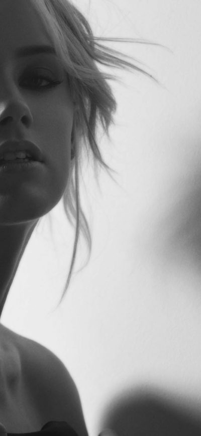 Fond d'écran iPhone Amber Heard Monochrome