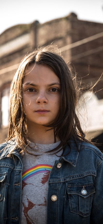 Fond d'écran iPhone Dafne Keen In Logan Movie