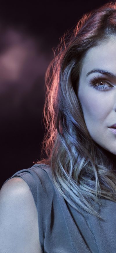 Fond d'écran iPhone Serinda Swan 8k