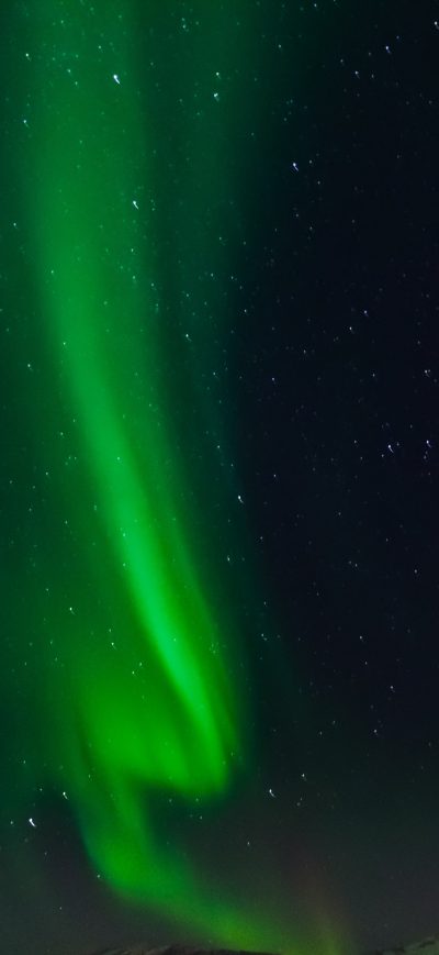 Fond d'écran Green Aurora Lights 4k 5k sur iPhone