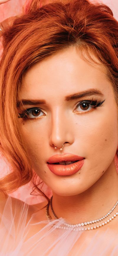 Fond d'écran iPhone Bella Thorne 2020