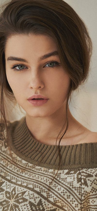 Fond d'écran iPhone Hands Back Sweater Girl