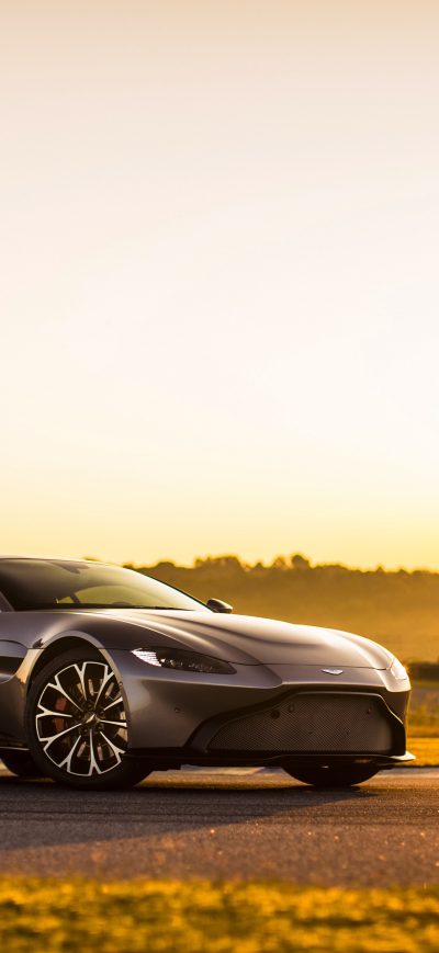 Fond d'écran iPhone Aston Martin Vantage 2018