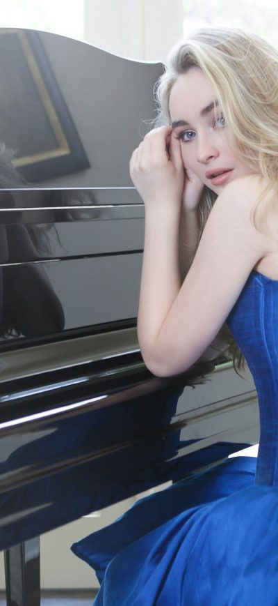 Fond d'écran iPhone Sabrina Carpenter 2017 HD