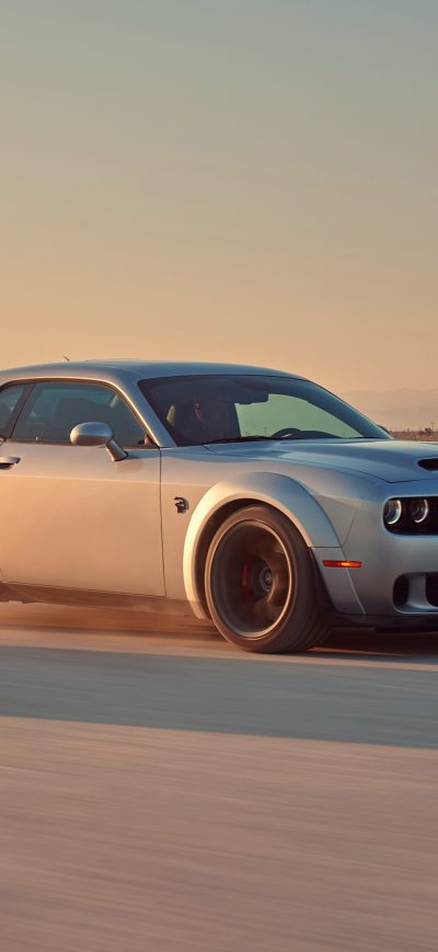 Fond d'écran iPhone Dodge Challenger SRT Hellcat 2018