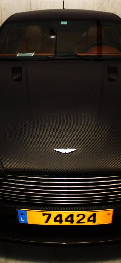 Fond d'écran iPhone Aston Martin Vantage Matte Look