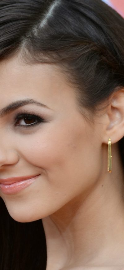 Fond d'écran iPhone Victoria Justice Cute Smile