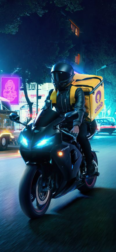 Fond d'écran iPhone Delivery Boy 8k