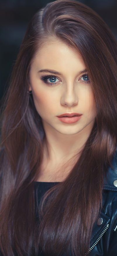 Fond d'écran iPhone Brunette Gorgeous Face 4k
