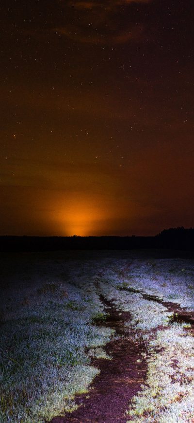 Fond d'écran iPhone Field During Night Time 8k